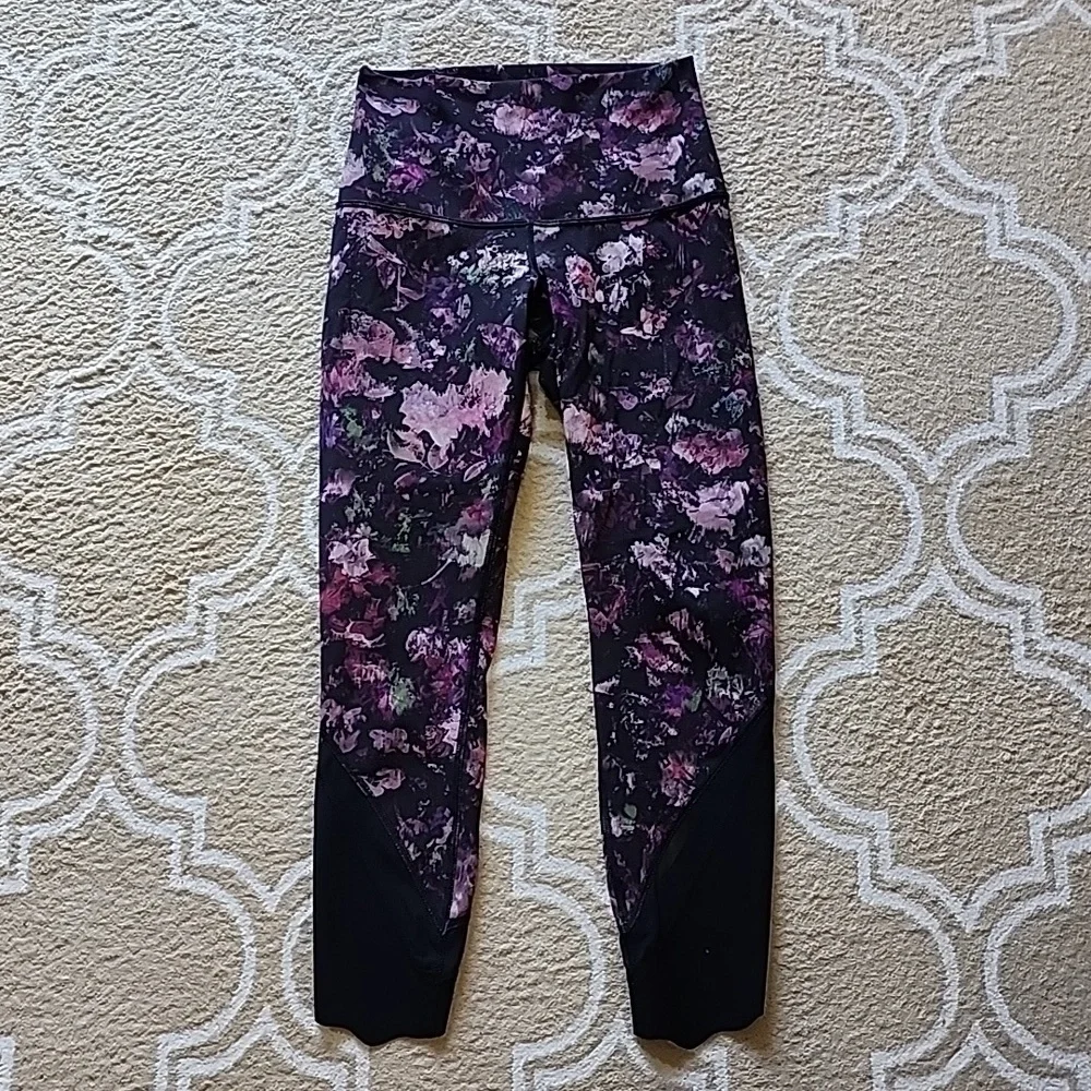 Lululemon Wunder Under Crop HR *Roll Down Scallop Full-On Luxtreme 24" EUC - Picture 1 of 6